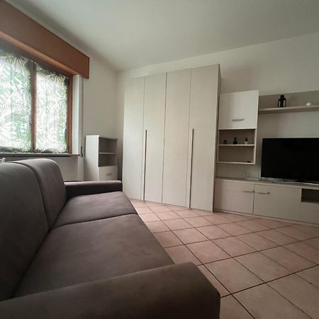 Shelby House Lejlighed Senago Eksteriør billede
